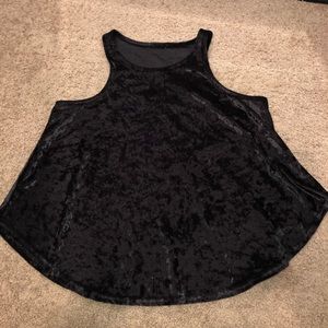 Black crushed velvet top
